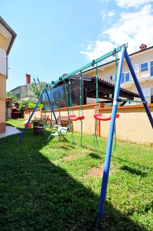 Suitable Summer Apartments Pula 0*,